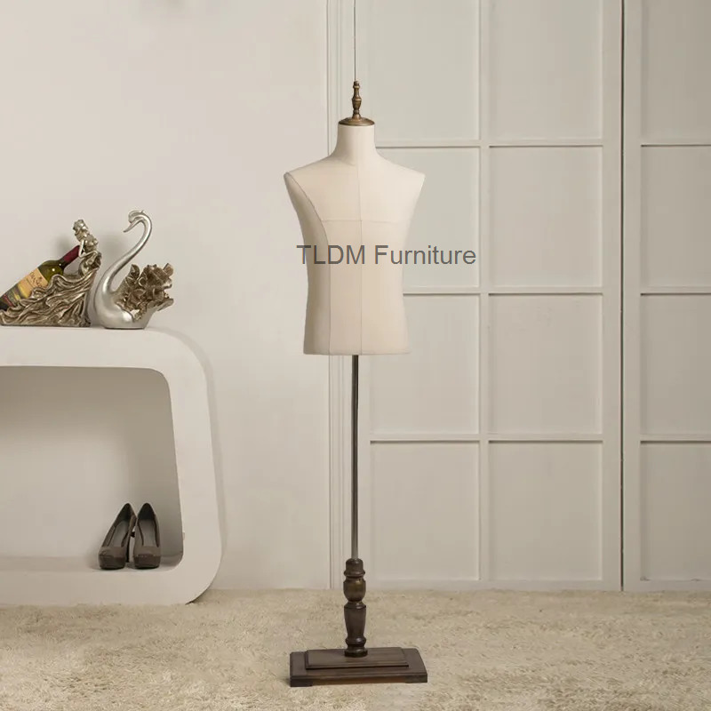 Women Formal Wear Shop - Элегантный мужской манекен с толстым тканевым
